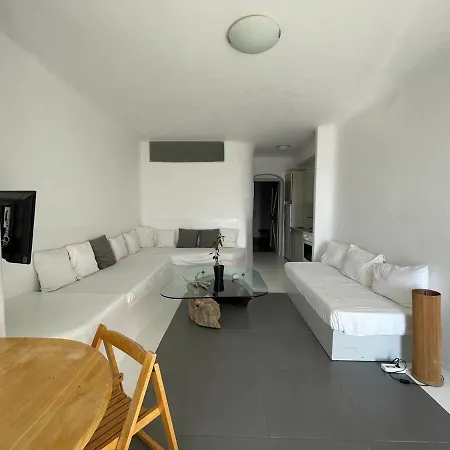 Votsalaki Mykonos Boutique פרדייז ביץ'