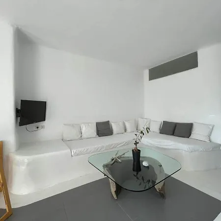 Votsalaki Mykonos Boutique 4* פרדייז ביץ'