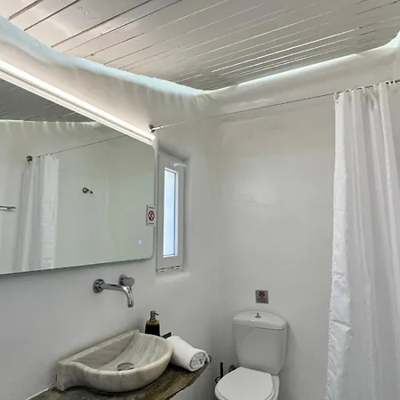 מלון דירות Votsalaki Mykonos Boutique פרדייז ביץ'